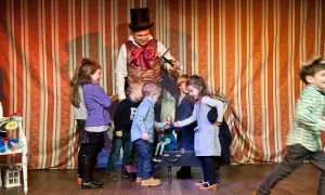 Teatr dla dzieci 4 lata Warszawa - najlepsze spektakle dla maluchów