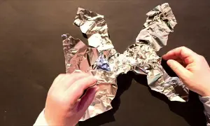 Twórz niesamowite rzeźby z folii aluminiowej - techniki i pomysły dla każdego