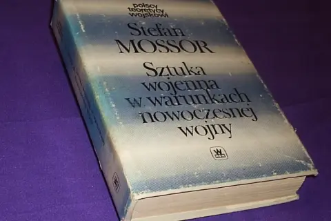 Sztuka wojenna w warunkach nowoczesnej wojny: kluczowe strategie i analizy