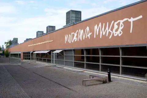 Muzeum sztuki nowoczesnej w Sztokholmie: godziny, ceny, atrakcje