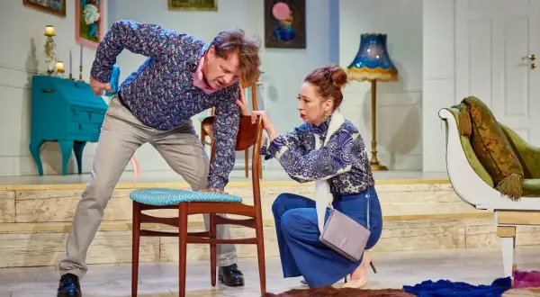 Kolacja dla głupca w Teatrze Ludowym – co musisz wiedzieć przed wizytą