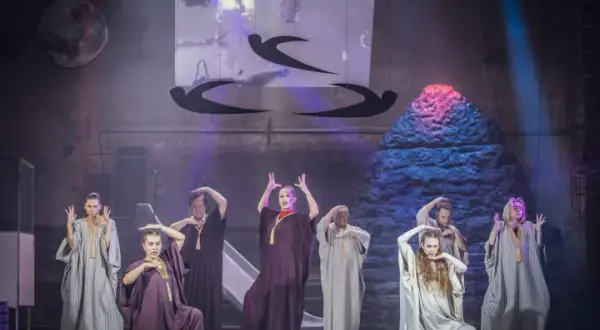 Aktorzy Teatru Zagłębia: ich osiągnięcia i wyjątkowe historie