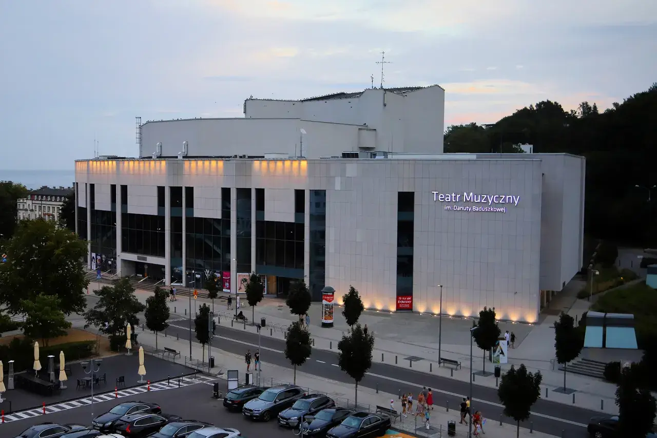 Teatr muzyczny Gdynia spektakle - aktualne wydarzenia i bilety