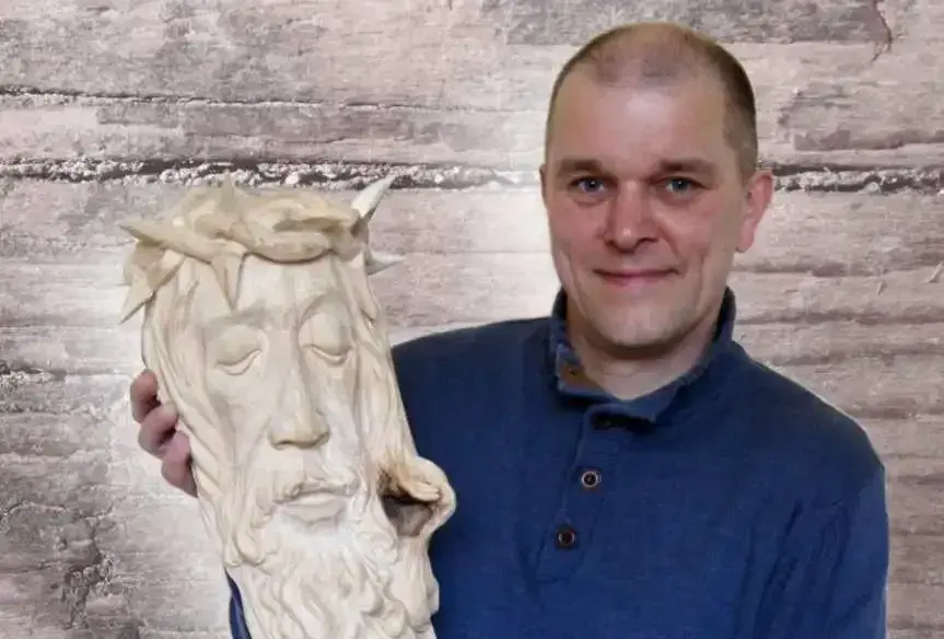 Rzeźby z drewna: unikalne dzieła sztuki, które zachwycają i inspirują
