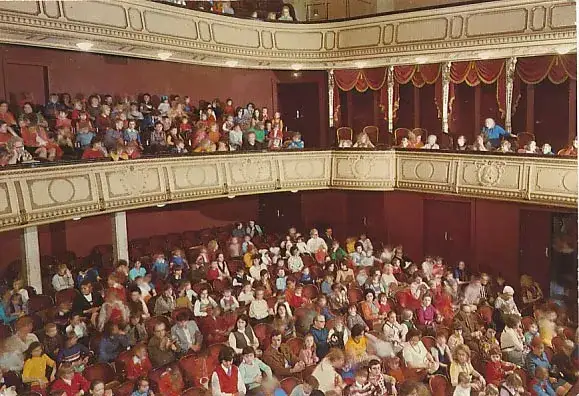Zdjęcie Teatr Cieszyn rozkład miejsc - poznaj najlepsze opcje siedzeń