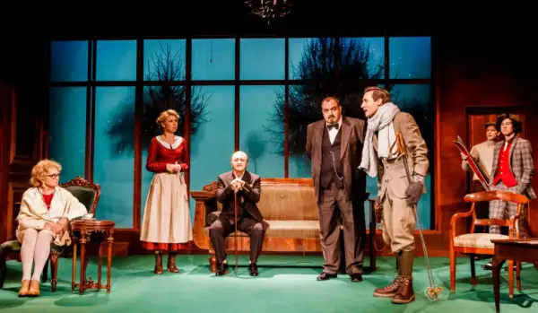 Klasyka w Teatrze Telewizji: Najważniejsze adaptacje i ich historia