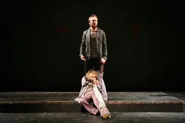 Nie-boska komedia spektakl - nowoczesna adaptacja, która zaskakuje